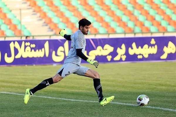 جدی‌ترین گزینه جانشینی بیرانوند در پرسپولیس