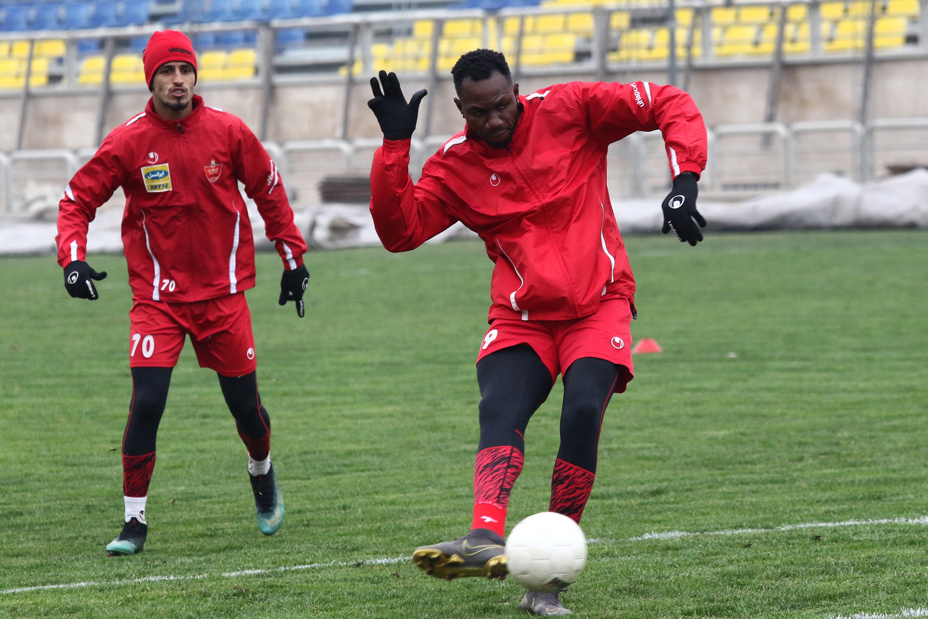 احتمال جدایی دو مهاجم پرسپولیس